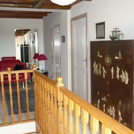 Au Mas Du Soleil לינה וארוחת בוקר