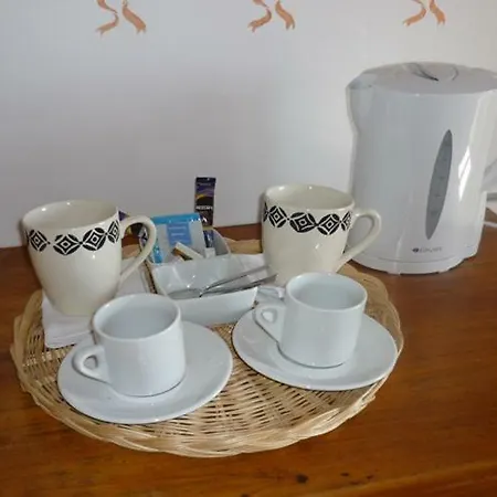 Au Mas Du Soleil B&B